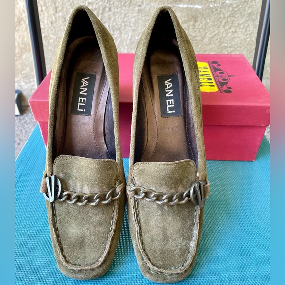 Vaneli Green Cassandra Khaki/Tmoro Suede Women’s Luxury Wedge Heels (Size 7M) - Picture 9 of 16